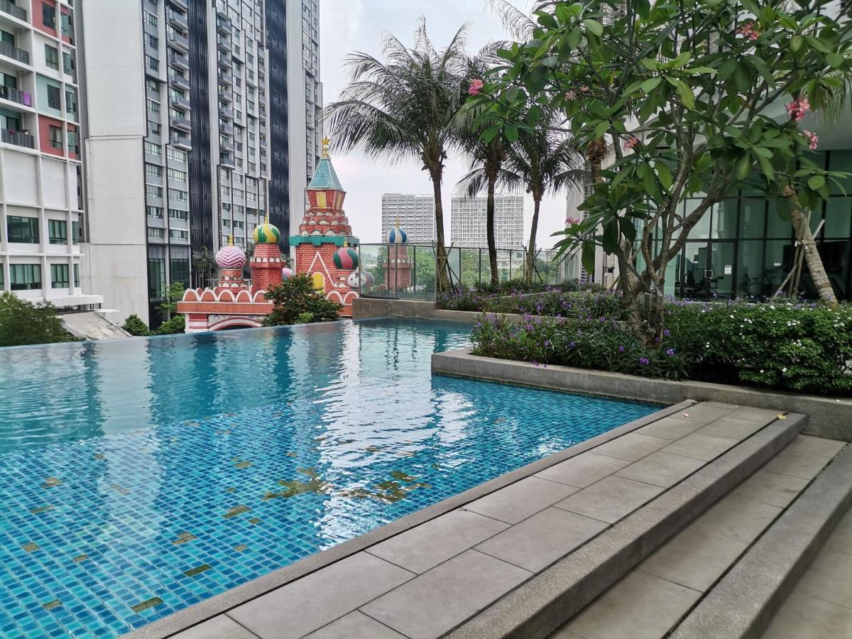 I-suite Block B 2r2b # I-city Free Wifi + Parking *